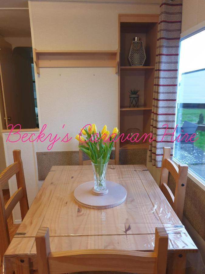 Becky'S Caravan At Marton Mere Blackpool Exterior foto